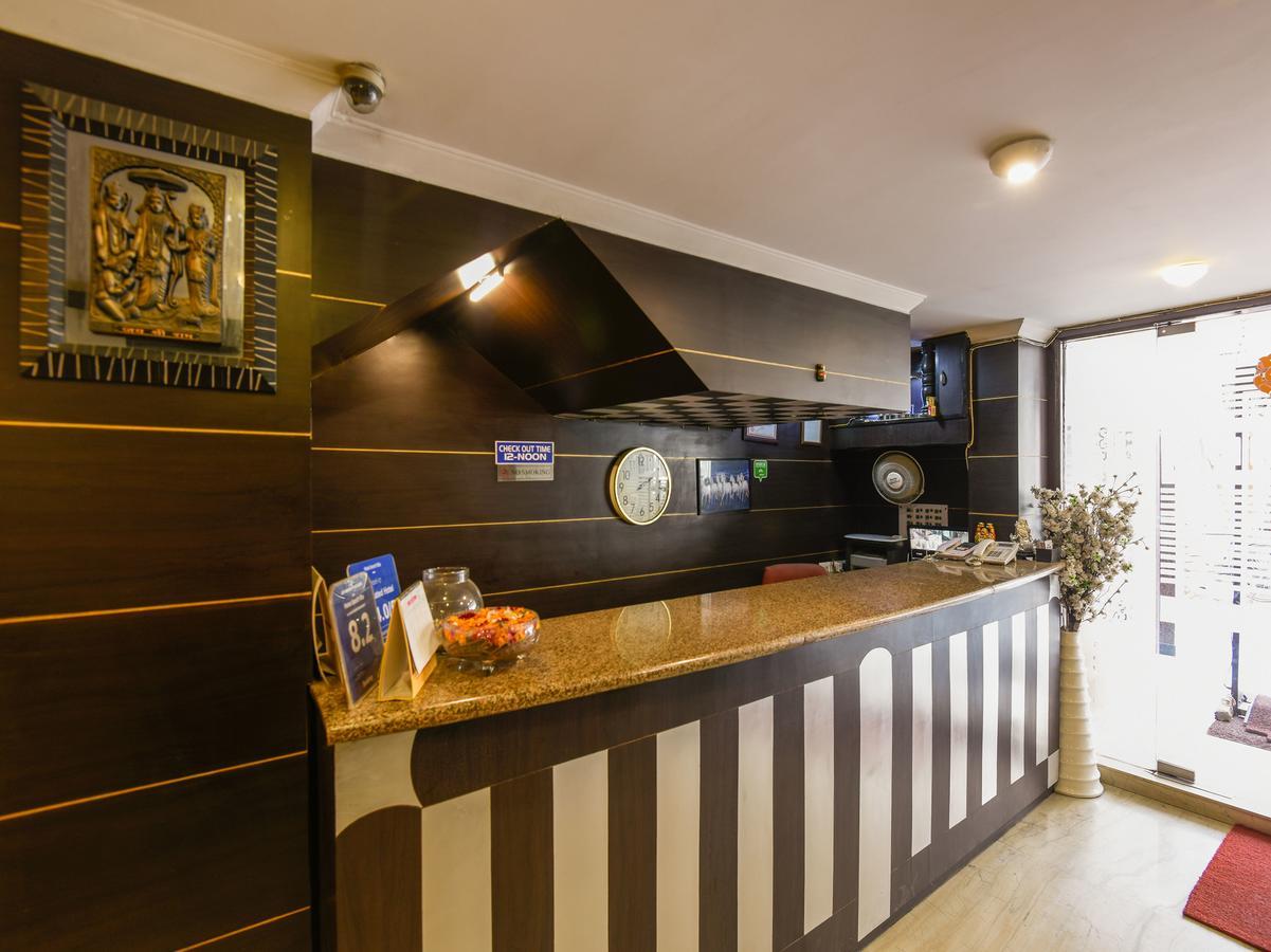 Hotel Amrit Villa Delhi Kültér fotó