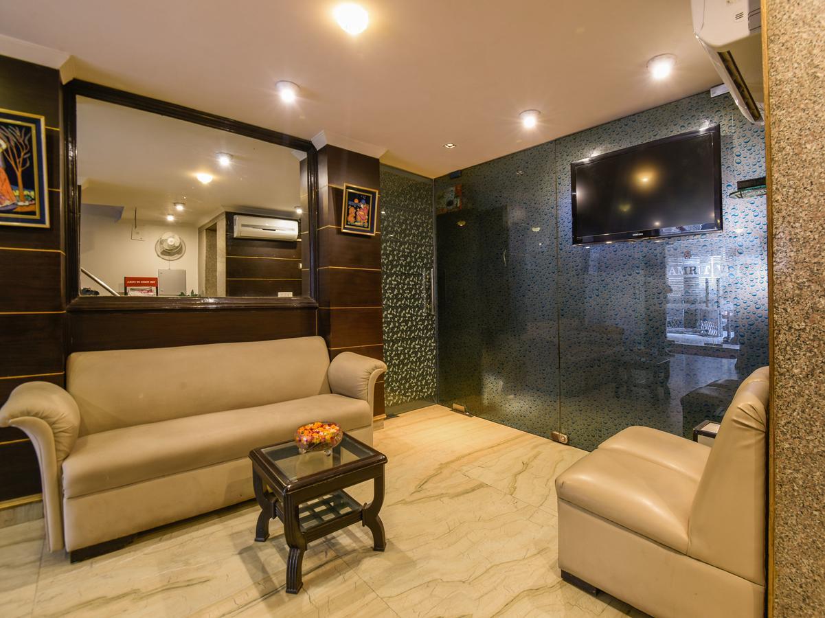 Hotel Amrit Villa Delhi Kültér fotó